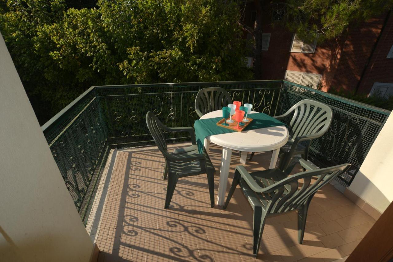 Lignano Pineta Nice Flat Λινιάνο Σαμπιαντόρο Εξωτερικό φωτογραφία